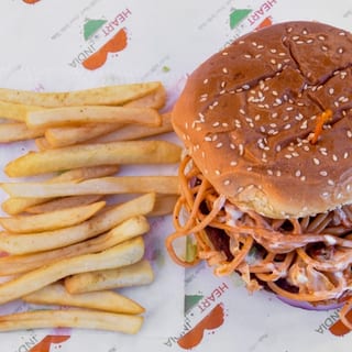 Noodles Burger