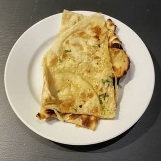 Garlic Cheese Naan